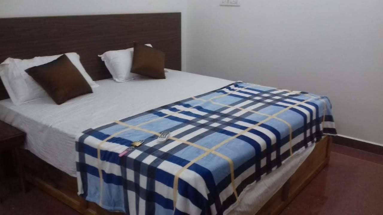 Lavish Exotic Hotel & Apartments Arambol Exteriör bild