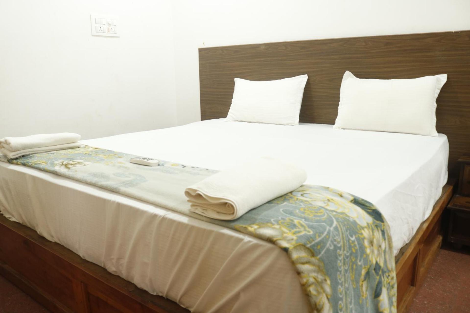 Lavish Exotic Hotel & Apartments Arambol Exteriör bild
