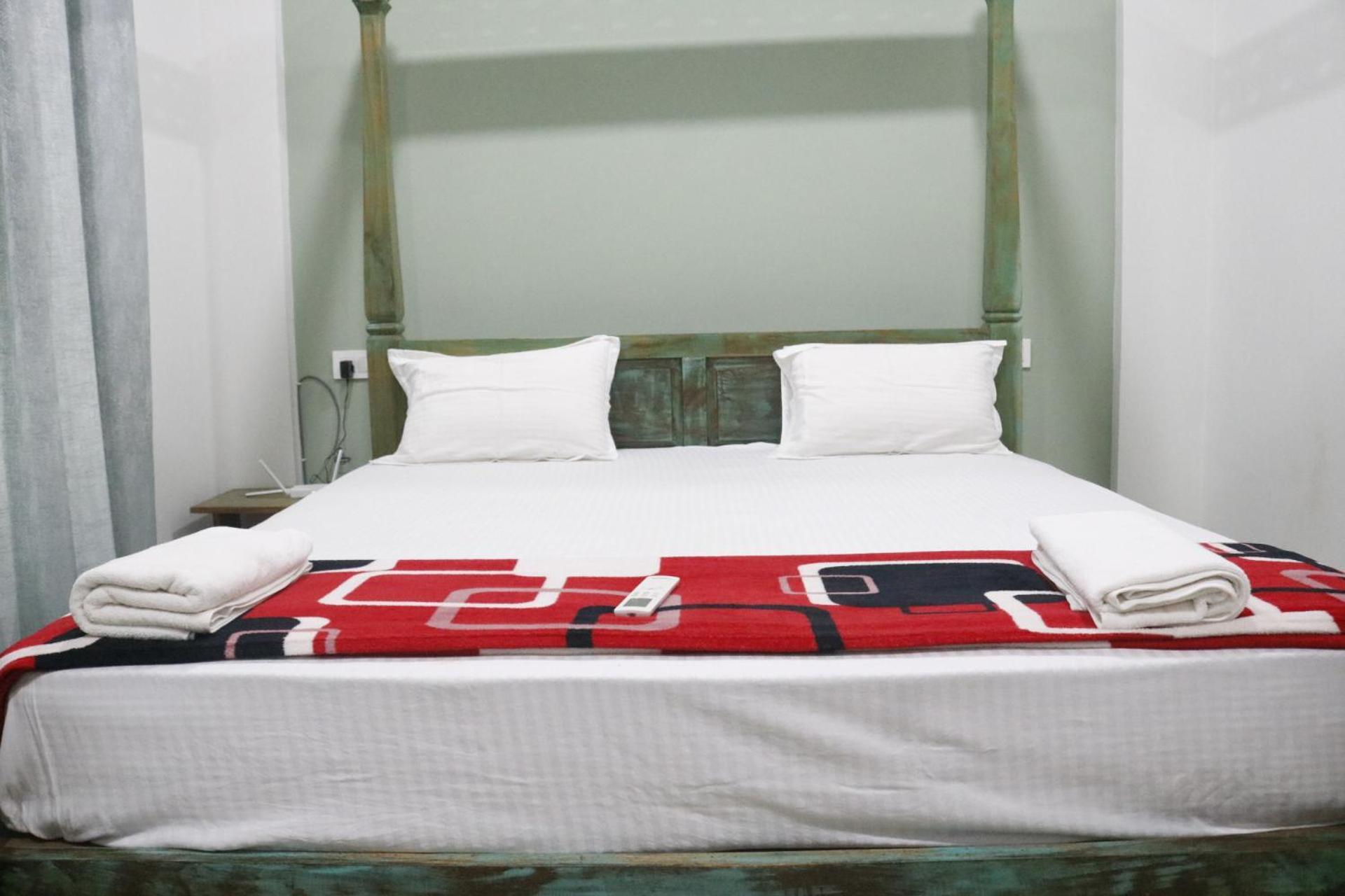 Lavish Exotic Hotel & Apartments Arambol Exteriör bild